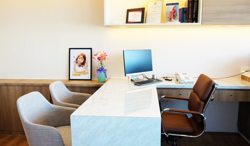 DrSim-clinic-photo3